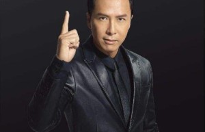 蓝月至尊版甄子丹官方下载，甄子丹代言的领红包传奇游戏（甄子丹代言传奇官网下载）